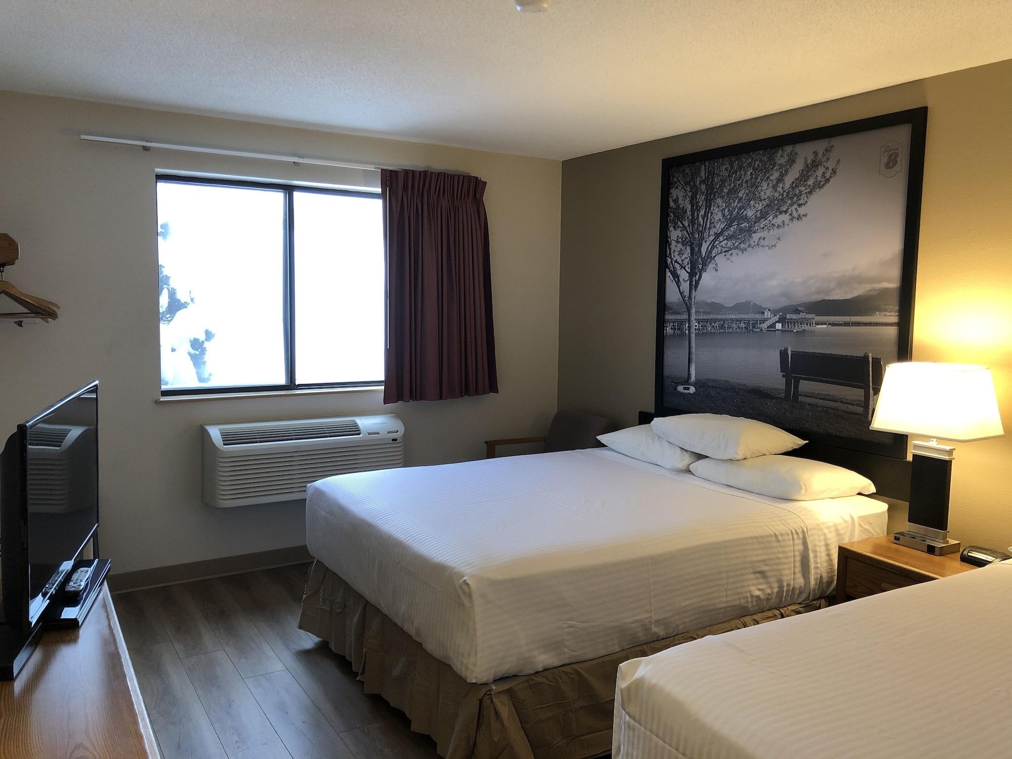 ซูเปอร์ 8 บาย วินด์แฮม ซัลมอน อาร์ม Hotel แซลมอนอาร์ม ภายนอก รูปภาพ