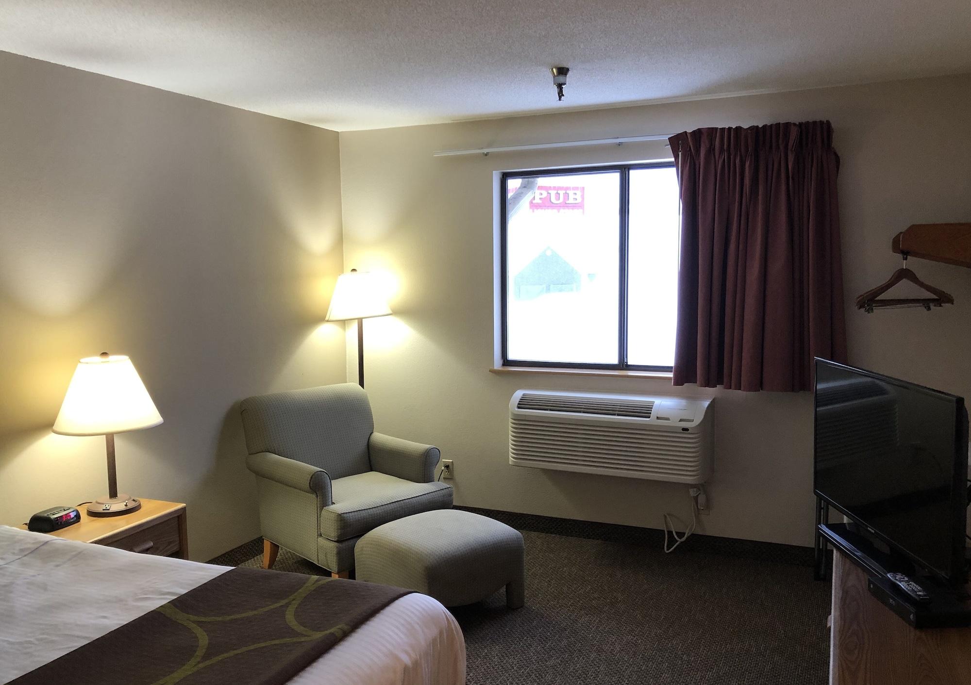 ซูเปอร์ 8 บาย วินด์แฮม ซัลมอน อาร์ม Hotel แซลมอนอาร์ม ภายนอก รูปภาพ