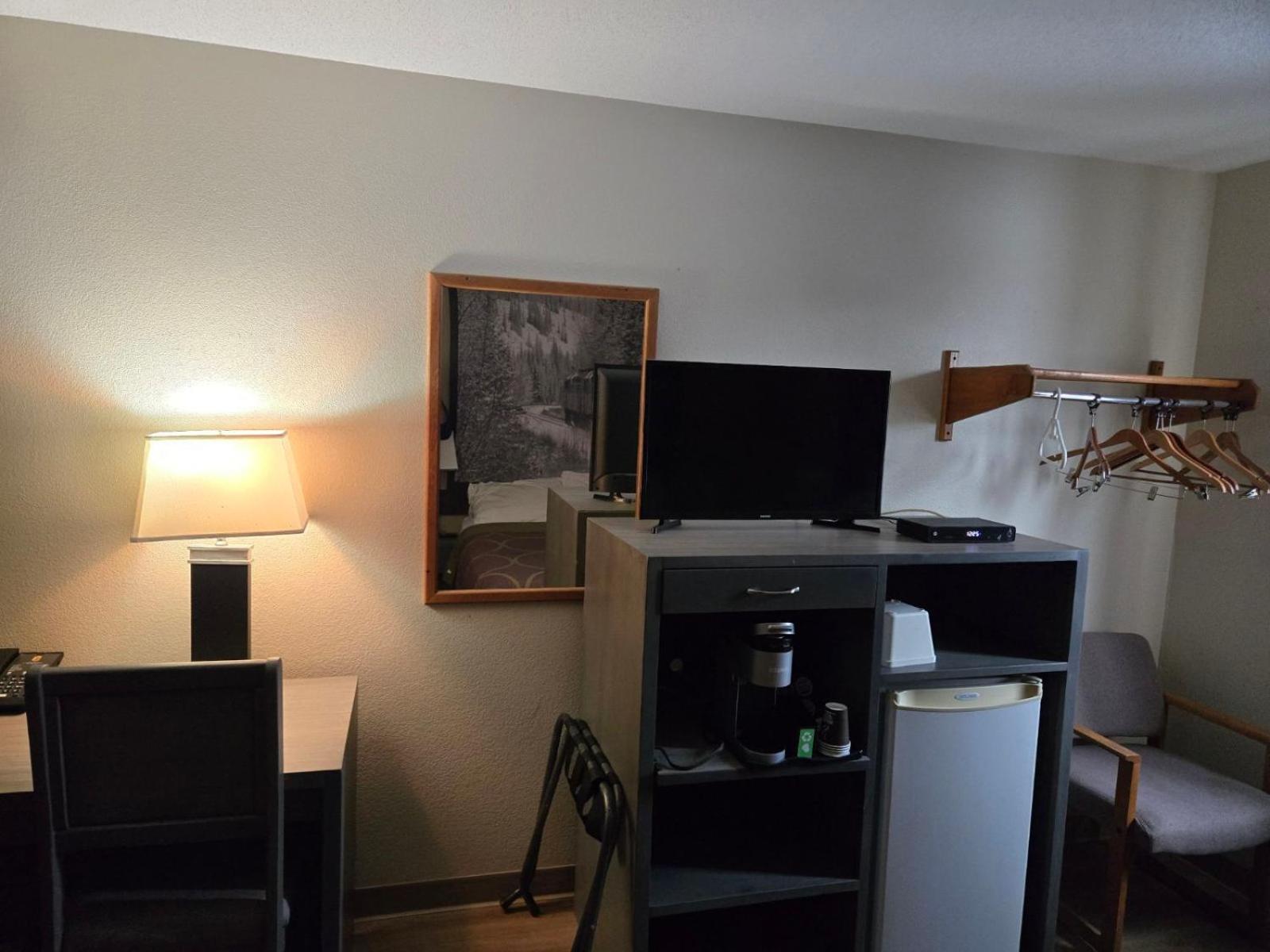 ซูเปอร์ 8 บาย วินด์แฮม ซัลมอน อาร์ม Hotel แซลมอนอาร์ม ภายนอก รูปภาพ
